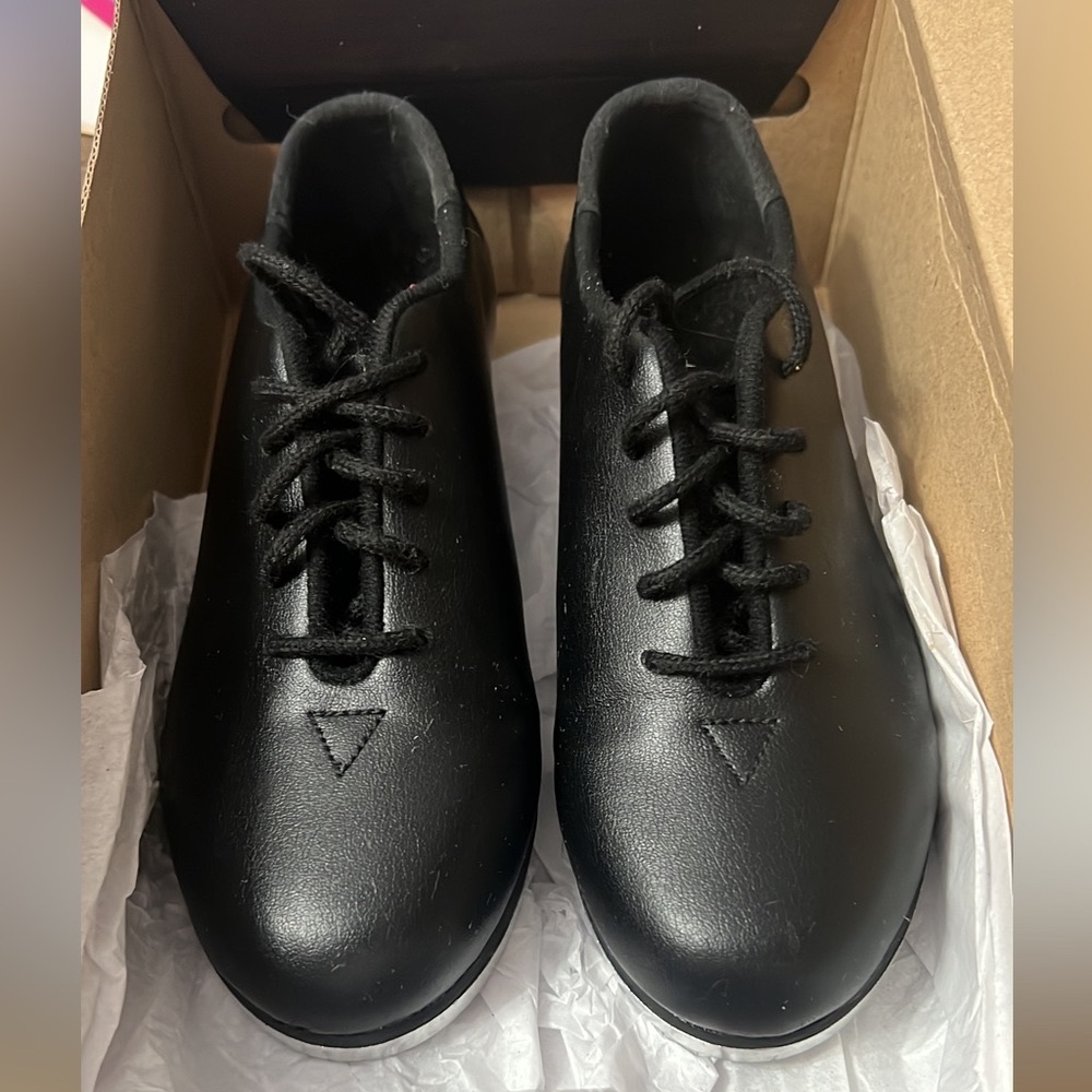 Leo Black Leather Tap Shoes